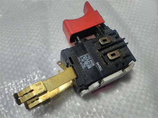 Bosch T0049 2703.8436 20A