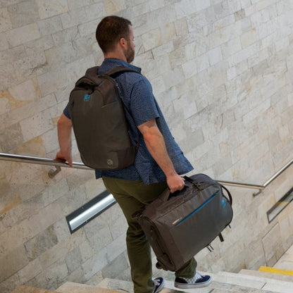 Vango Runway 40 Carbide Grey Wheeled Travel Bag (RUNRUNWAYG10055)