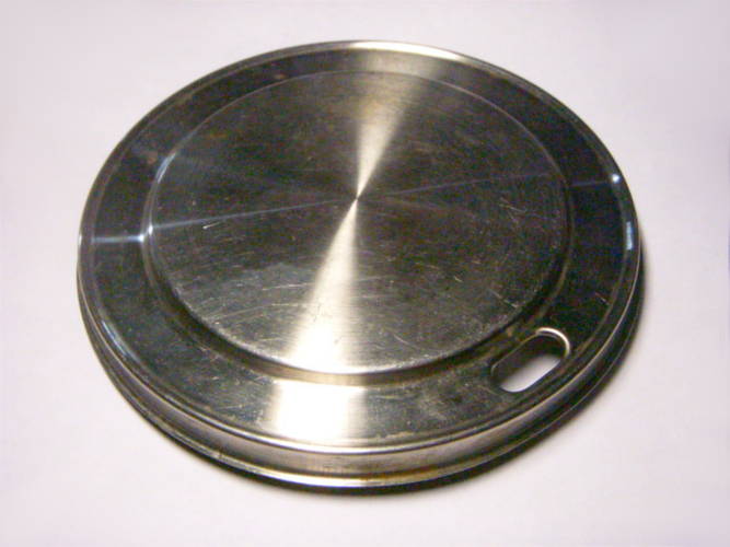 155 мм 3 шпильки под лампочку