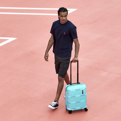 Suitcase Epic Crate EX Solids (S) Radiance Blue