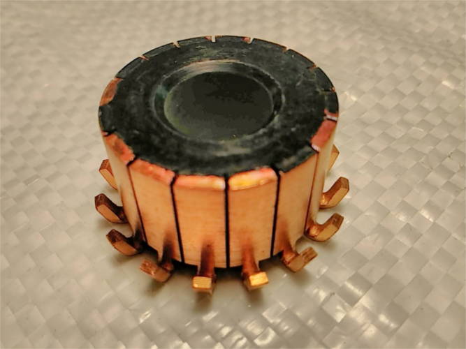 13*28.5 на 16 ламелей с крючком