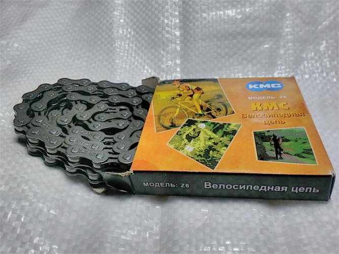 KMC 1/2"x3/32" 6-18 скоростей