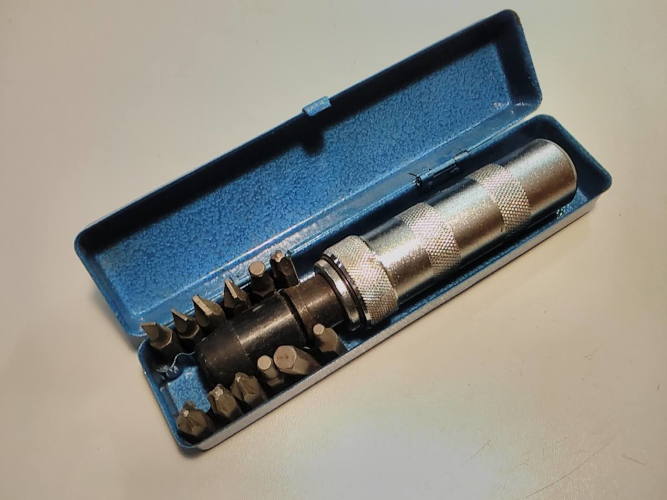 ударная + 12 насадок