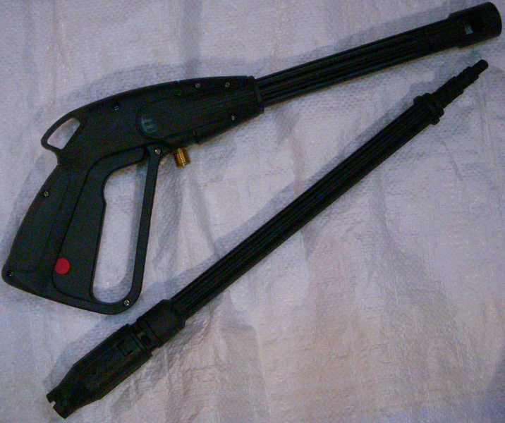 пистолет резьба под ручкой