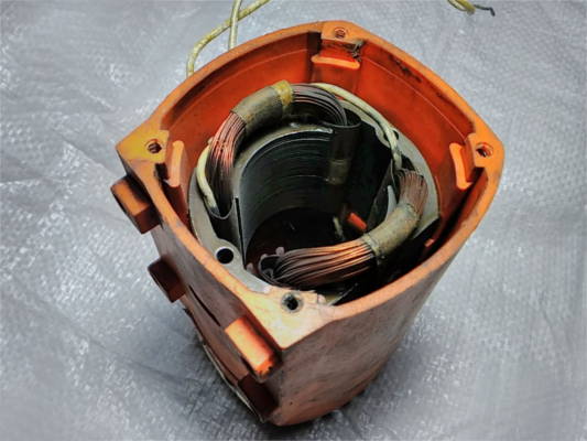 ИЭ-5709 корпус двигателя