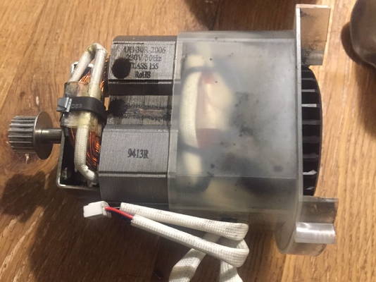 Kenwood MG700