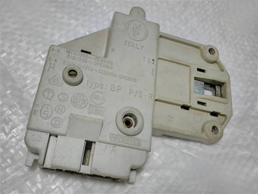 AEG, Zanussi, 3 контакта (Bitron T85 BP P/5-R 12403490) 1240349017 50226735004