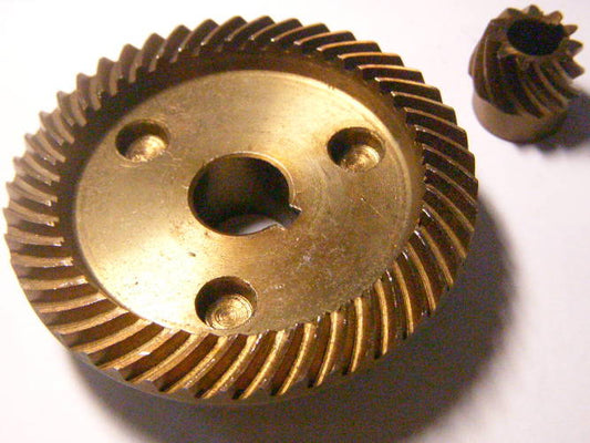 Электромаш d72*15-h18*d9