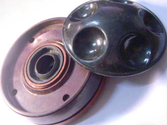 Малютка с опорой