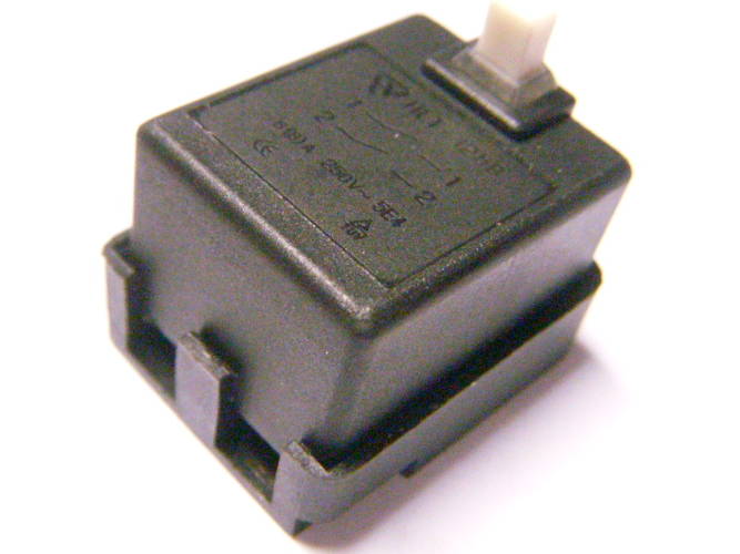 Hyundai, Sparky FA7-6/2-A1 6/12A замкнутая (на винтах)