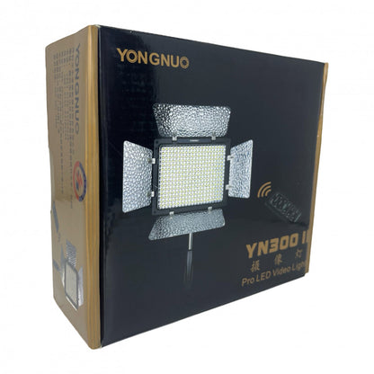 LED video light lamp YN300 II | 17x15 cm