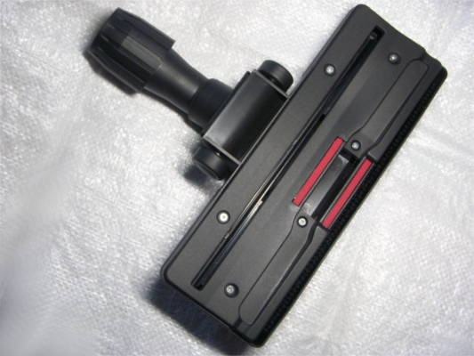 универсал пластик с колесами 95*255