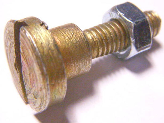 Винт клапана