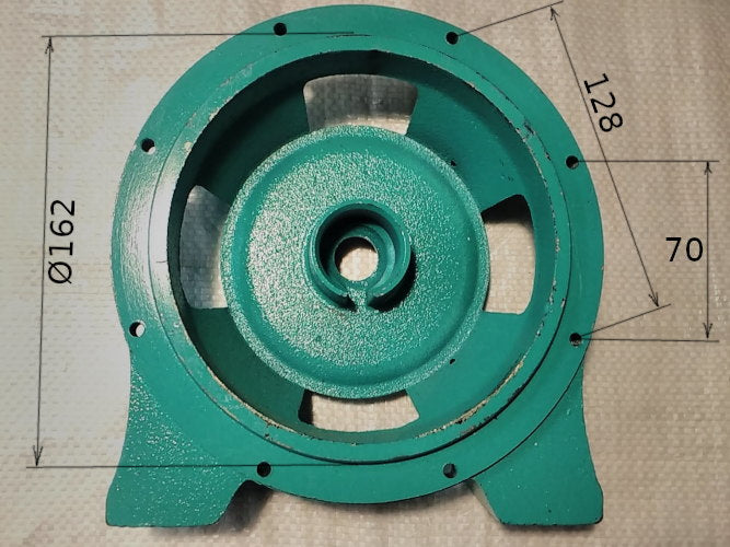 полукруглая с ногами