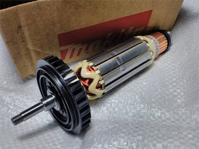 Makita GA 9556 9558HN 9558HNK original