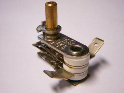 2 pin bimetallic thermostat KST-118/KT094 T250 10A h13 without bracket