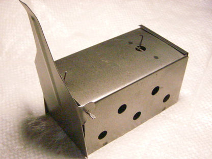 щадящая мышеловка с дверцей