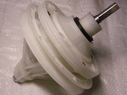 Daewoo, Saturn квадрат 30-35 на 4-х болтах