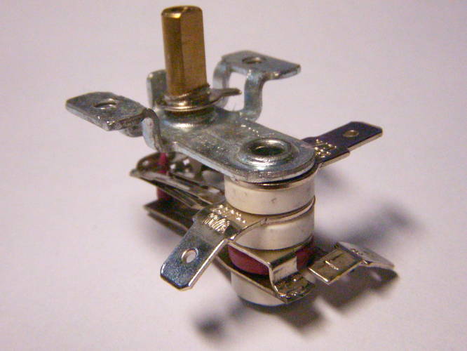 TK095 + доп контакт