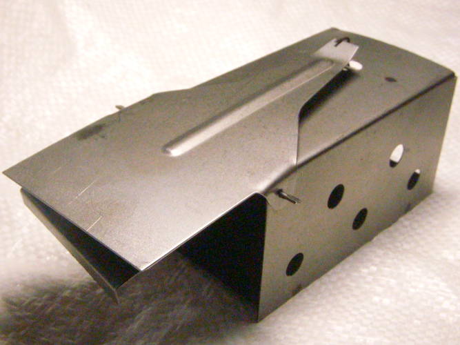 щадящая мышеловка с дверцей