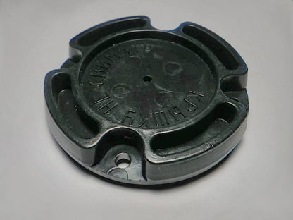 Нижняя пластиковая крышка