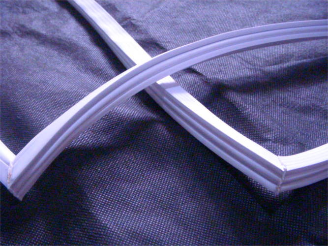 66x57-101x57 Stinol RF 345 на клей саморезы