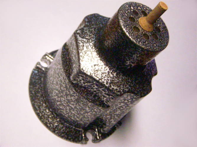 Малыш с нижним забором