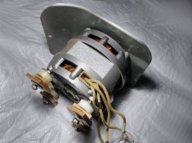 Рига, Урал АЕР 16УХЛ4