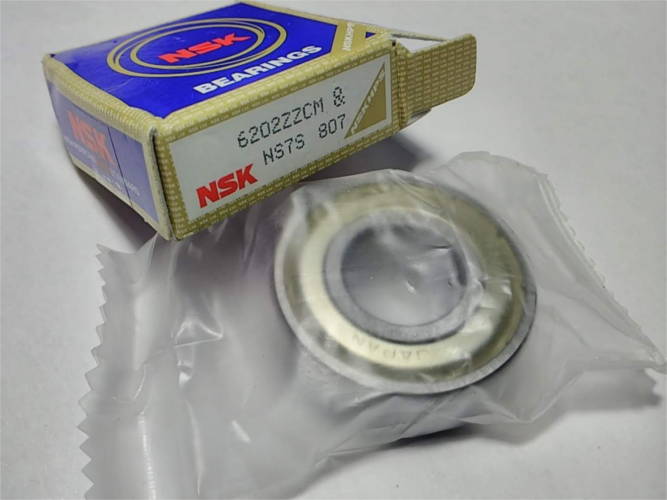 NSK 6202ZZ CM